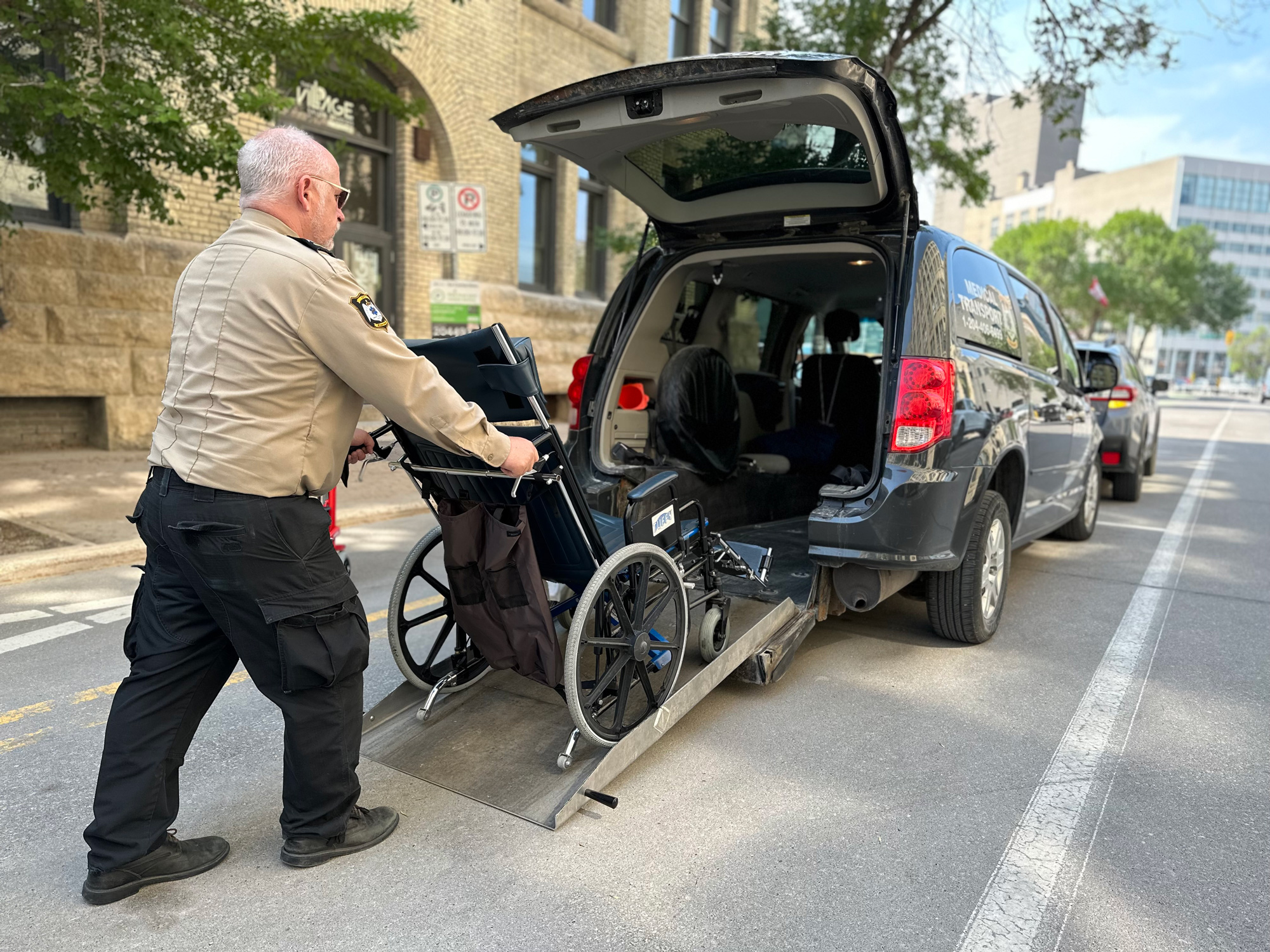 Bariatric Transport Service Community Paramedics Service